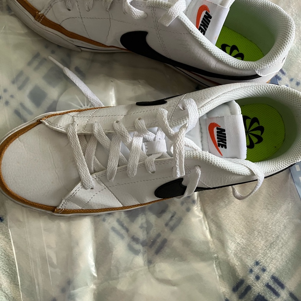 Nike women’s Legacy White Leather Sneakers with Black Swoosh and Tan Accent - Picture 2 of 5